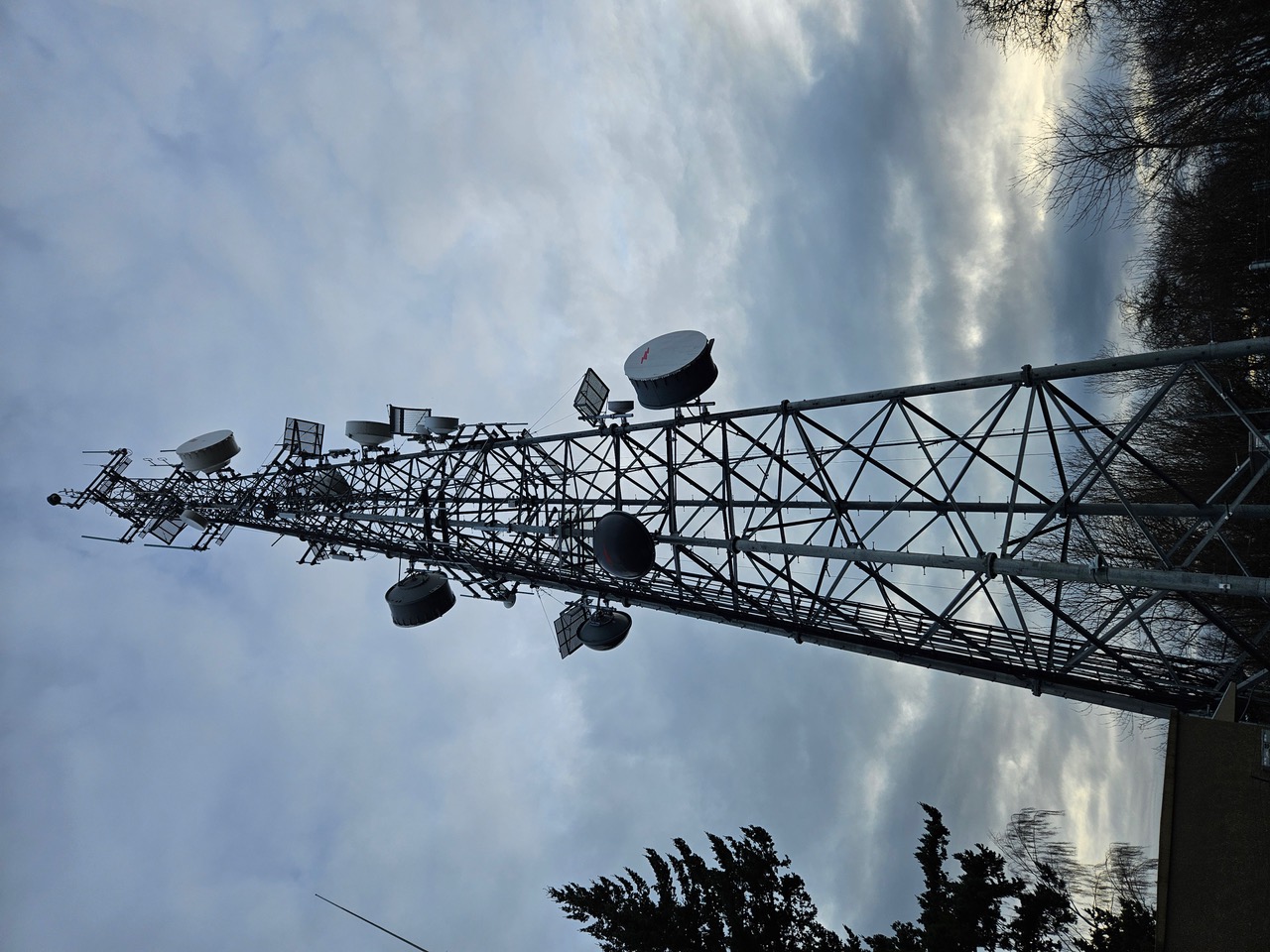 KISN antenna